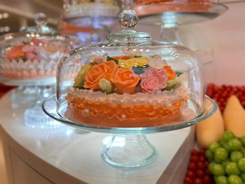 ภาพ No.143556:พิธีตักบาตร ข้าวสารอาหารแห้ง ณ บ้านแก้วเรือนทองคุณยายฯ และ พิธีบูชาข้าวพระ  ณ สภาธรรมกายสากล วัดพระธรรมกาย วันอาทิตย์ที่ 7 กรกฎาคม พ.ศ. 2567