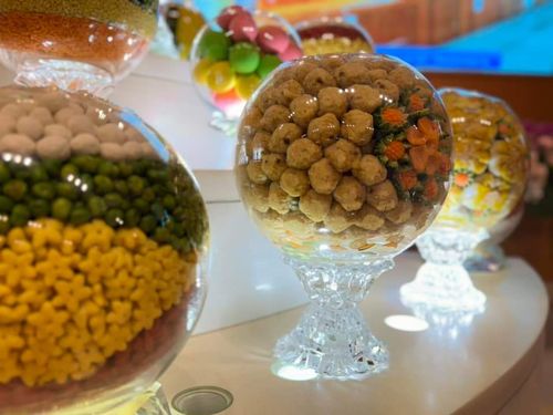 ภาพ No.143564:พิธีตักบาตร ข้าวสารอาหารแห้ง ณ บ้านแก้วเรือนทองคุณยายฯ และ พิธีบูชาข้าวพระ  ณ สภาธรรมกายสากล วัดพระธรรมกาย วันอาทิตย์ที่ 7 กรกฎาคม พ.ศ. 2567