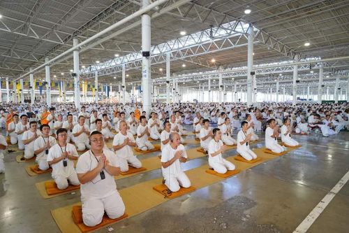 ภาพ No.143622:พิธีตัดปอยผมและปลงผมนาคธรรมทายาท วันอาทิตย์ที่ 7 กรกฎาคม พ.ศ. 2567 โครงการอุปสมบทหมู่พระธรรมทายาท นานาชาติ