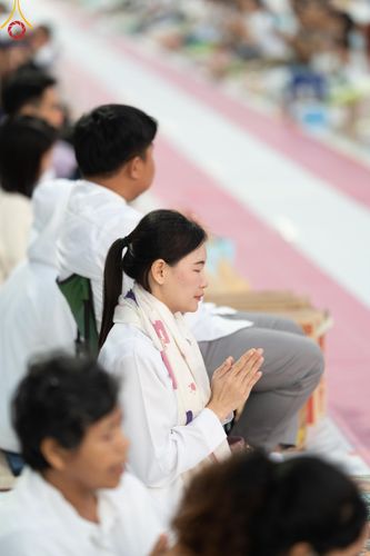 ภาพ No.185740:พิธีตักบาตรพระ 10,000 รูป ครั้งที่ 3 เนื่องในโอกาส 193 ปี จังหวัดกาญจนบุรี อุทิศส่วนกุศลให้แด่บรรพชน และเพื่อช่วยเหลือผู้ประสบภัยพิบัติต่างๆ วันเสาร์ที่ 21 ธันวาคม พ.ศ. 2567