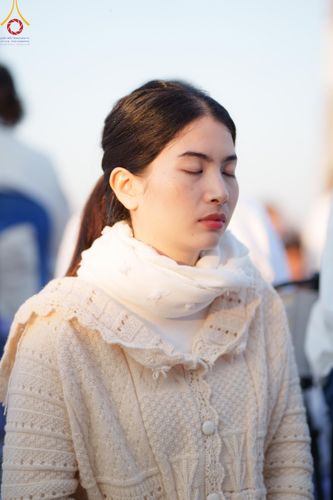 ภาพ No.185766:พิธีตักบาตรพระ 10,000 รูป ครั้งที่ 3 เนื่องในโอกาส 193 ปี จังหวัดกาญจนบุรี อุทิศส่วนกุศลให้แด่บรรพชน และเพื่อช่วยเหลือผู้ประสบภัยพิบัติต่างๆ วันเสาร์ที่ 21 ธันวาคม พ.ศ. 2567