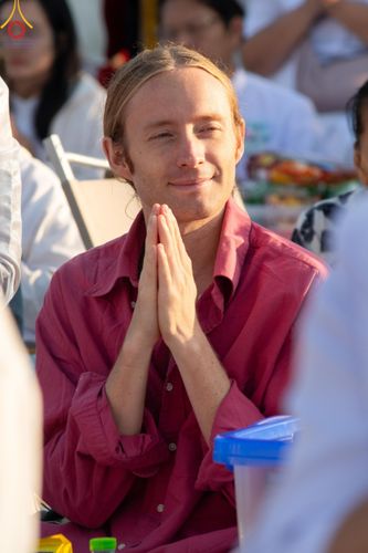 ภาพ No.185771:พิธีตักบาตรพระ 10,000 รูป ครั้งที่ 3 เนื่องในโอกาส 193 ปี จังหวัดกาญจนบุรี อุทิศส่วนกุศลให้แด่บรรพชน และเพื่อช่วยเหลือผู้ประสบภัยพิบัติต่างๆ วันเสาร์ที่ 21 ธันวาคม พ.ศ. 2567