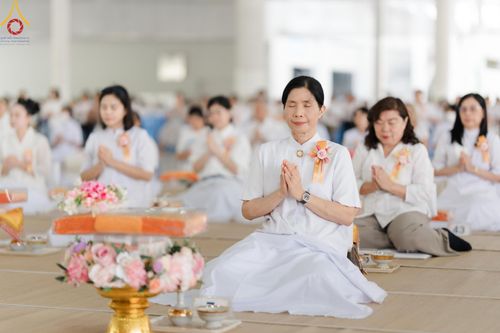 ภาพ No.187050:พิธีถวายภัตตาหารเมนูสวรรค์ "เพื่อการบรรลุธรรม" วันเสาร์ที่ 28 ธันวาคม พ.ศ.2567 ณ หอฉันคุณยายอาจารย์ฯ วัดพระธรรมกาย