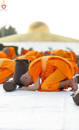 ภาพ No.187081:พระธรรมยาตราปฏิบัติธรรม และถ่ายภาพหมู่ประวัติศาสตร์ ปีที่ 13 ณ ลานทิศตะวันออก มหาวิหารพระมงคลเทพมุนี วัดพระธรรมกาย จ.ปทุมธานี วันเสาร์ที่ 28 ธันวาคม พ.ศ. 2567