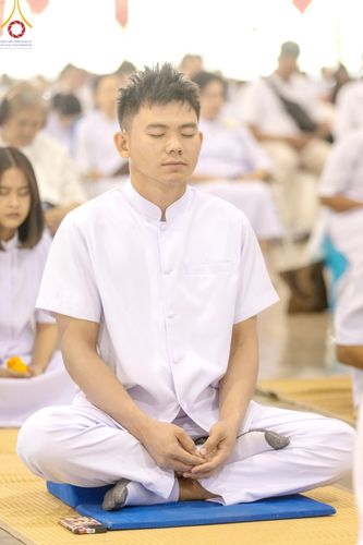 ภาพ No.188081:พิธีบูชาข้าวพระ วันขึ้นปีใหม่ 2568 ณ วัดพระธรรมกาย จ.ปทุมธานี วันที่ 1 มกราคม พ.ศ. 2568