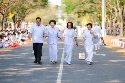 ภาพ No.188587:พิธีต้อนรับพระธรรมยาตรา ในโครงการธรรมยาตรา กตัญญูบูชา มหาปูชนียาจารย์ พระมงคลเทพมุนี(สด จนฺทสโร) พระผู้ปราบมาร อนุสรณ์สถาน 7 แห่ง ปีที่ 13 วันที่ 2 มกราคม พ.ศ. 2568 ณ วัดพระธรรมกาย จ.ปทุมธานี