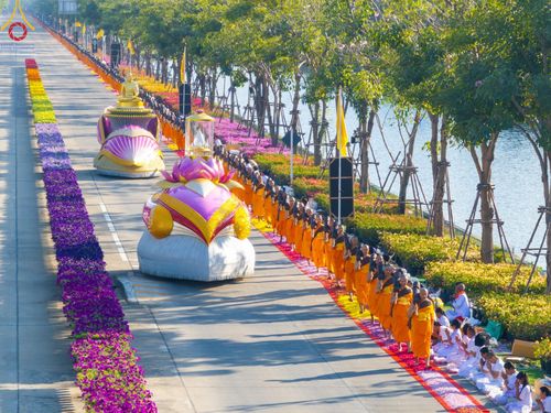 ภาพ No.188663:พิธีต้อนรับพระธรรมยาตรา ในโครงการธรรมยาตรา กตัญญูบูชา มหาปูชนียาจารย์ พระมงคลเทพมุนี(สด จนฺทสโร) พระผู้ปราบมาร อนุสรณ์สถาน 7 แห่ง ปีที่ 13 วันที่ 2 มกราคม พ.ศ. 2568 ณ วัดพระธรรมกาย จ.ปทุมธานี