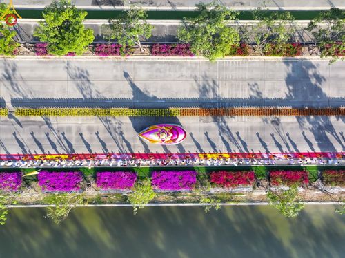 ภาพ No.188671:พิธีต้อนรับพระธรรมยาตรา ในโครงการธรรมยาตรา กตัญญูบูชา มหาปูชนียาจารย์ พระมงคลเทพมุนี(สด จนฺทสโร) พระผู้ปราบมาร อนุสรณ์สถาน 7 แห่ง ปีที่ 13 วันที่ 2 มกราคม พ.ศ. 2568 ณ วัดพระธรรมกาย จ.ปทุมธานี