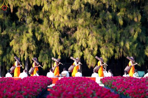 ภาพ No.188691:พิธีต้อนรับพระธรรมยาตรา ในโครงการธรรมยาตรา กตัญญูบูชา มหาปูชนียาจารย์ พระมงคลเทพมุนี(สด จนฺทสโร) พระผู้ปราบมาร อนุสรณ์สถาน 7 แห่ง ปีที่ 13 วันที่ 2 มกราคม พ.ศ. 2568 ณ วัดพระธรรมกาย จ.ปทุมธานี