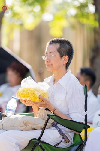 ภาพ No.188987:พิธีต้อนรับพระธรรมยาตรา ในโครงการธรรมยาตรา กตัญญูบูชา มหาปูชนียาจารย์ พระมงคลเทพมุนี(สด จนฺทสโร) พระผู้ปราบมาร อนุสรณ์สถาน 7 แห่ง ปีที่ 13 วันที่ 3 มกราคม พ.ศ. 2568 ณ อนุสรณ์สถานมหาวิหารพระมงคลเทพมุนี (โลตัสแลนด์) อ.สองพี่น้อง จ.สุพรรณบุรี