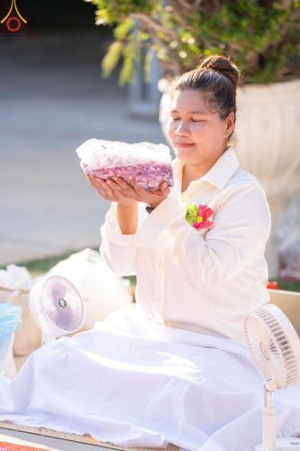 ภาพ No.188988:พิธีต้อนรับพระธรรมยาตรา ในโครงการธรรมยาตรา กตัญญูบูชา มหาปูชนียาจารย์ พระมงคลเทพมุนี(สด จนฺทสโร) พระผู้ปราบมาร อนุสรณ์สถาน 7 แห่ง ปีที่ 13 วันที่ 3 มกราคม พ.ศ. 2568 ณ อนุสรณ์สถานมหาวิหารพระมงคลเทพมุนี (โลตัสแลนด์) อ.สองพี่น้อง จ.สุพรรณบุรี