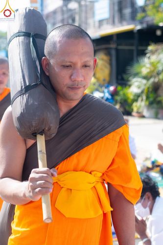 ภาพ No.189021:พิธีต้อนรับพระธรรมยาตรา ในโครงการธรรมยาตรา กตัญญูบูชา มหาปูชนียาจารย์ พระมงคลเทพมุนี(สด จนฺทสโร) พระผู้ปราบมาร อนุสรณ์สถาน 7 แห่ง ปีที่ 13 วันที่ 3 มกราคม พ.ศ. 2568 ณ อนุสรณ์สถานมหาวิหารพระมงคลเทพมุนี (โลตัสแลนด์) อ.สองพี่น้อง จ.สุพรรณบุรี