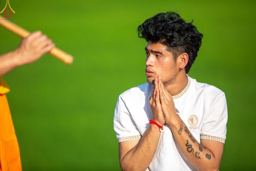 ภาพ No.189083:พิธีต้อนรับพระธรรมยาตรา ในโครงการธรรมยาตรา กตัญญูบูชา มหาปูชนียาจารย์ พระมงคลเทพมุนี(สด จนฺทสโร) พระผู้ปราบมาร อนุสรณ์สถาน 7 แห่ง ปีที่ 13 วันที่ 3 มกราคม พ.ศ. 2568 ณ อนุสรณ์สถานมหาวิหารพระมงคลเทพมุนี (โลตัสแลนด์) อ.สองพี่น้อง จ.สุพรรณบุรี