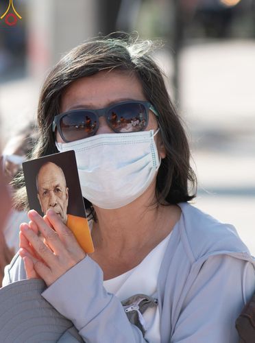 ภาพ No.189104:พิธีต้อนรับพระธรรมยาตรา ในโครงการธรรมยาตรา กตัญญูบูชา มหาปูชนียาจารย์ พระมงคลเทพมุนี(สด จนฺทสโร) พระผู้ปราบมาร อนุสรณ์สถาน 7 แห่ง ปีที่ 13 วันที่ 3 มกราคม พ.ศ. 2568 ณ อนุสรณ์สถานมหาวิหารพระมงคลเทพมุนี (โลตัสแลนด์) อ.สองพี่น้อง จ.สุพรรณบุรี