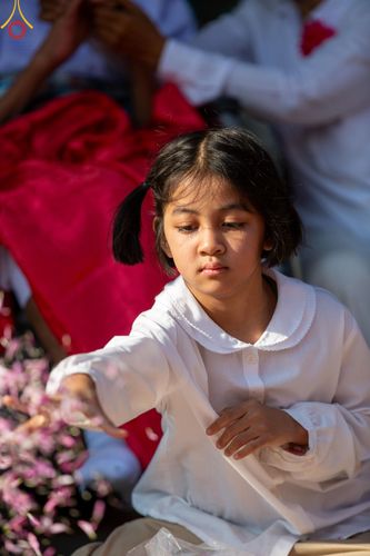 ภาพ No.189103:พิธีต้อนรับพระธรรมยาตรา ในโครงการธรรมยาตรา กตัญญูบูชา มหาปูชนียาจารย์ พระมงคลเทพมุนี(สด จนฺทสโร) พระผู้ปราบมาร อนุสรณ์สถาน 7 แห่ง ปีที่ 13 วันที่ 3 มกราคม พ.ศ. 2568 ณ อนุสรณ์สถานมหาวิหารพระมงคลเทพมุนี (โลตัสแลนด์) อ.สองพี่น้อง จ.สุพรรณบุรี