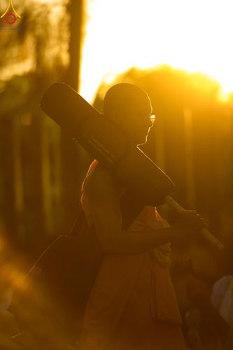 ภาพ No.189134:พิธีต้อนรับพระธรรมยาตรา ในโครงการธรรมยาตรา กตัญญูบูชา มหาปูชนียาจารย์ พระมงคลเทพมุนี(สด จนฺทสโร) พระผู้ปราบมาร อนุสรณ์สถาน 7 แห่ง ปีที่ 13 วันที่ 3 มกราคม พ.ศ. 2568 ณ อนุสรณ์สถานมหาวิหารพระมงคลเทพมุนี (โลตัสแลนด์) อ.สองพี่น้อง จ.สุพรรณบุรี