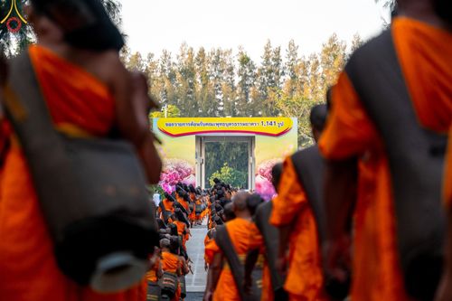 ภาพ No.189259:พระธรรมยาตราปฏิบัติธรรม และถ่ายภาพหมู่ประวัติศาสตร์ ในโครงการธรรมยาตรา กตัญญูบูชา มหาปูชนียาจารย์ พระมงคลเทพมุนี(สด จนฺทสโร) พระผู้ปราบมาร อนุสรณ์สถาน 7 แห่ง ปีที่ 13 วันที่ 4 มกราคม พ.ศ. 2568 ณ อนุสรณ์สถานมหาวิหารพระมงคลเทพมุนี (โลตัสแลนด์) อ.สองพี่น้อง