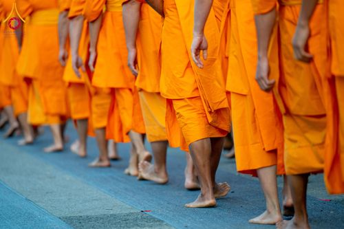 ภาพ No.189502:พิธีถวายภัตตาหารเป็นสังฆทาน แด่พระธรรมยาตรา ในโครงการธรรมยาตรา กตัญญูบูชา มหาปูชนียาจารย์ พระมงคลเทพมุนี(สด จนฺทสโร) พระผู้ปราบมาร อนุสรณ์สถาน 7 แห่ง ปีที่ 13 ณ อนุสรณ์สถานมหาวิหารพระมงคลเทพมุนี (โลตัสแลนด์) อ.สองพี่น้อง จ.สุพรรณบุรี วันที่ 5 มกราคม 2568