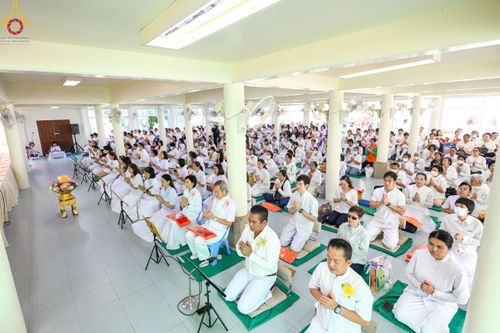 ภาพ No.189602:พิธีทอดผ้าป่าทำนุบำรุงศาสนสถาน ในโครงการธรรมยาตรา กตัญญูบูชา มหาปูชนียาจารย์ พระมงคลเทพมุนี(สด จนฺทสโร) พระผู้ปราบมาร อนุสรณ์สถาน 7 แห่ง ปีที่ 13 ณ วัดสองพี่น้อง ต.ต้นตาล อ.สองพี่น้อง จ.สุพรรณบุรี วันที่ 5 มกราคม พ.ศ. 2568