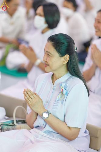 ภาพ No.189658:พิธีทอดผ้าป่าทำนุบำรุงศาสนสถาน ในโครงการธรรมยาตรา กตัญญูบูชา มหาปูชนียาจารย์ พระมงคลเทพมุนี(สด จนฺทสโร) พระผู้ปราบมาร อนุสรณ์สถาน 7 แห่ง ปีที่ 13 ณ วัดสองพี่น้อง ต.ต้นตาล อ.สองพี่น้อง จ.สุพรรณบุรี วันที่ 5 มกราคม พ.ศ. 2568