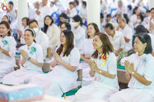 ภาพ No.189661:พิธีทอดผ้าป่าทำนุบำรุงศาสนสถาน ในโครงการธรรมยาตรา กตัญญูบูชา มหาปูชนียาจารย์ พระมงคลเทพมุนี(สด จนฺทสโร) พระผู้ปราบมาร อนุสรณ์สถาน 7 แห่ง ปีที่ 13 ณ วัดสองพี่น้อง ต.ต้นตาล อ.สองพี่น้อง จ.สุพรรณบุรี วันที่ 5 มกราคม พ.ศ. 2568