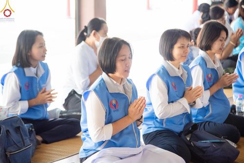 ภาพ No.189784:พิธีทอดผ้าป่าทำนุบำรุงศาสนสถาน ณ วัดอัมพวัน ต.สองพี่น้อง อ.สองพี่น้อง จ.สุพรรณบุรี ในโครงการธรรมยาตรา กตัญญูบูชา มหาปูชนียาจารย์ พระมงคลเทพมุนี(สด จนฺทสโร) พระผู้ปราบมาร อนุสรณ์สถาน 7 แห่ง ปีที่ 13 วันที่ 5 มกราคม พ.ศ. 2568