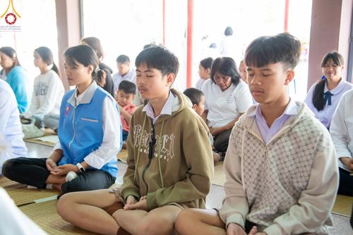 ภาพ No.189809:พิธีทอดผ้าป่าทำนุบำรุงศาสนสถาน ณ วัดอัมพวัน ต.สองพี่น้อง อ.สองพี่น้อง จ.สุพรรณบุรี ในโครงการธรรมยาตรา กตัญญูบูชา มหาปูชนียาจารย์ พระมงคลเทพมุนี(สด จนฺทสโร) พระผู้ปราบมาร อนุสรณ์สถาน 7 แห่ง ปีที่ 13 วันที่ 5 มกราคม พ.ศ. 2568