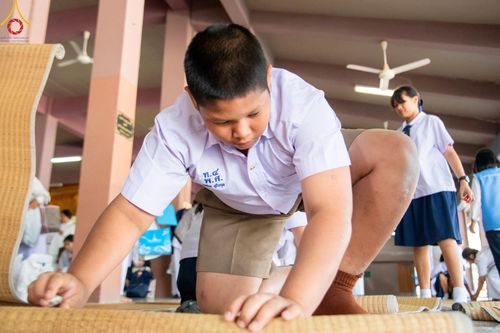 ภาพ No.189871:พิธีทอดผ้าป่าทำนุบำรุงศาสนสถาน ณ วัดอัมพวัน ต.สองพี่น้อง อ.สองพี่น้อง จ.สุพรรณบุรี ในโครงการธรรมยาตรา กตัญญูบูชา มหาปูชนียาจารย์ พระมงคลเทพมุนี(สด จนฺทสโร) พระผู้ปราบมาร อนุสรณ์สถาน 7 แห่ง ปีที่ 13 วันที่ 5 มกราคม พ.ศ. 2568