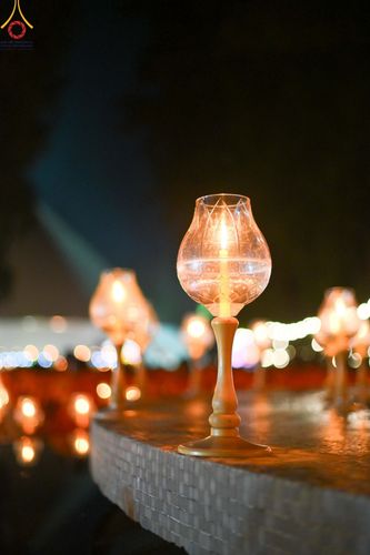 ภาพ No.190129:พิธีจุดประทีปถวายเป็นพุทธบูชา และบูชาธรรมมหาปูชนียาจารย์ ณ อนุสรณ์สถานมหาวิหารพระมงคลเทพมุนี (โลตัสแลนด์) อ.สองพี่น้อง จ.สุพรรณบุรี ในโครงการธรรมยาตรา กตัญญูบูชา มหาปูชนียาจารย์ พระมงคลเทพมุนี(สด จนฺทสโร) พระผู้ปราบมาร อนุสรณ์สถาน 7 แห่ง ปีที่ 13