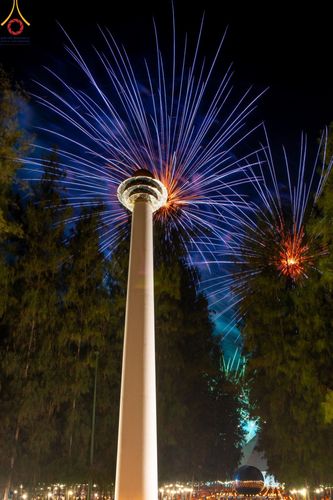 ภาพ No.190144:พิธีจุดประทีปถวายเป็นพุทธบูชา และบูชาธรรมมหาปูชนียาจารย์ ณ อนุสรณ์สถานมหาวิหารพระมงคลเทพมุนี (โลตัสแลนด์) อ.สองพี่น้อง จ.สุพรรณบุรี ในโครงการธรรมยาตรา กตัญญูบูชา มหาปูชนียาจารย์ พระมงคลเทพมุนี(สด จนฺทสโร) พระผู้ปราบมาร อนุสรณ์สถาน 7 แห่ง ปีที่ 13
