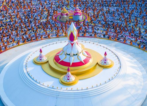 ภาพ No.190644:พิธีต้อนรับพระธรรมยาตรา ณ อนุสรณ์สถาน สถานที่ตั้งมโนปณิธานบวชตลอดชีวิต อนุสรณ์สถานคลองบางนางแท่น อ.สามพราน จ.นครปฐม ในโครงการธรรมยาตรา กตัญญูบูชา มหาปูชนียาจารย์ พระมงคลเทพมุนี(สด จนฺทสโร) พระผู้ปราบมาร อนุสรณ์สถาน 7 แห่ง ปีที่ 13 วันที่ 7 ม.ค.2568