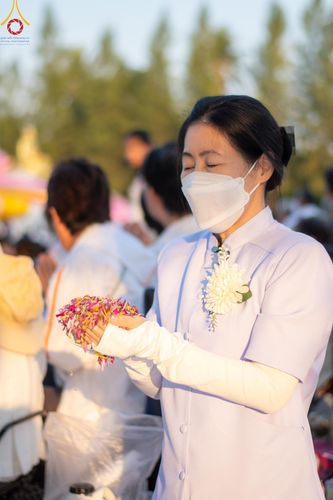 ภาพ No.190874:พิธีต้อนรับพระธรรมยาตรา ณ อนุสรณ์สถาน สถานที่ตั้งมโนปณิธานบวชตลอดชีวิต อนุสรณ์สถานคลองบางนางแท่น อ.สามพราน จ.นครปฐม ในโครงการธรรมยาตรา กตัญญูบูชา มหาปูชนียาจารย์ พระมงคลเทพมุนี(สด จนฺทสโร) พระผู้ปราบมาร อนุสรณ์สถาน 7 แห่ง ปีที่ 13 วันที่ 7 ม.ค.2568