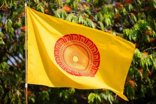 ภาพ No.190905:พิธีต้อนรับพระธรรมยาตรา ณ อนุสรณ์สถาน สถานที่ตั้งมโนปณิธานบวชตลอดชีวิต อนุสรณ์สถานคลองบางนางแท่น อ.สามพราน จ.นครปฐม ในโครงการธรรมยาตรา กตัญญูบูชา มหาปูชนียาจารย์ พระมงคลเทพมุนี(สด จนฺทสโร) พระผู้ปราบมาร อนุสรณ์สถาน 7 แห่ง ปีที่ 13 วันที่ 7 ม.ค.2568