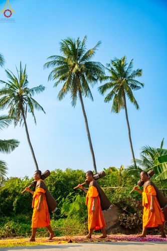 ภาพ No.190944:พิธีต้อนรับพระธรรมยาตรา ณ อนุสรณ์สถาน สถานที่ตั้งมโนปณิธานบวชตลอดชีวิต อนุสรณ์สถานคลองบางนางแท่น อ.สามพราน จ.นครปฐม ในโครงการธรรมยาตรา กตัญญูบูชา มหาปูชนียาจารย์ พระมงคลเทพมุนี(สด จนฺทสโร) พระผู้ปราบมาร อนุสรณ์สถาน 7 แห่ง ปีที่ 13 วันที่ 7 ม.ค.2568