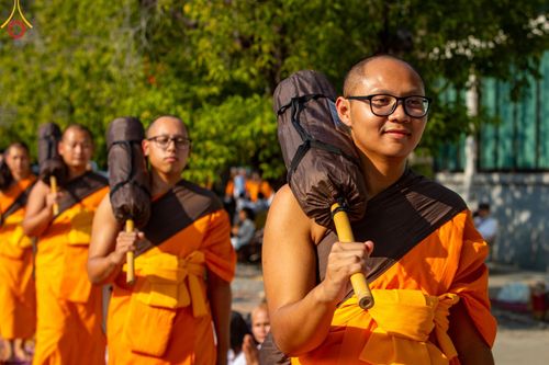 ภาพ No.190947:พิธีต้อนรับพระธรรมยาตรา ณ อนุสรณ์สถาน สถานที่ตั้งมโนปณิธานบวชตลอดชีวิต อนุสรณ์สถานคลองบางนางแท่น อ.สามพราน จ.นครปฐม ในโครงการธรรมยาตรา กตัญญูบูชา มหาปูชนียาจารย์ พระมงคลเทพมุนี(สด จนฺทสโร) พระผู้ปราบมาร อนุสรณ์สถาน 7 แห่ง ปีที่ 13 วันที่ 7 ม.ค.2568