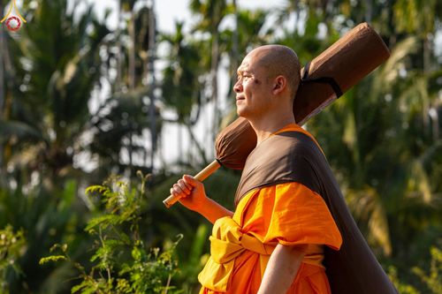 ภาพ No.190949:พิธีต้อนรับพระธรรมยาตรา ณ อนุสรณ์สถาน สถานที่ตั้งมโนปณิธานบวชตลอดชีวิต อนุสรณ์สถานคลองบางนางแท่น อ.สามพราน จ.นครปฐม ในโครงการธรรมยาตรา กตัญญูบูชา มหาปูชนียาจารย์ พระมงคลเทพมุนี(สด จนฺทสโร) พระผู้ปราบมาร อนุสรณ์สถาน 7 แห่ง ปีที่ 13 วันที่ 7 ม.ค.2568