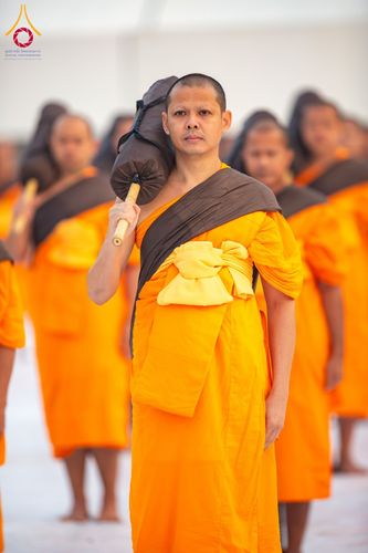 ภาพ No.191892:พระธรรมยาตราปฏิบัติธรรม และถ่ายภาพหมู่ประวัติศาสตร์ ณ อนุสรณ์สถานคลองบางนางแท่น อ.สามพราน จ.นครปฐม ในโครงการธรรมยาตรา กตัญญูบูชา มหาปูชนียาจารย์ พระมงคลเทพมุนี(สด จนฺทสโร) พระผู้ปราบมาร อนุสรณ์สถาน 7 แห่ง ปีที่ 13 วันที่ 8 มกราคม พ.ศ. 2568