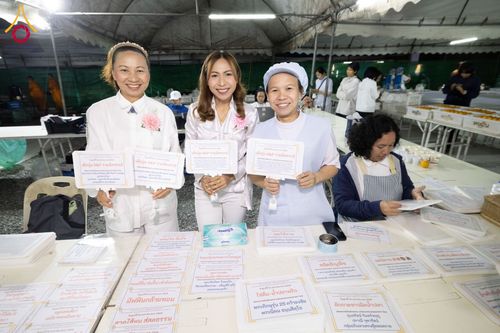 ภาพ No.192862:พิธีถวายภัตตาหารเป็นสังฆทาน แด่พระธรรมยาตรา ณ อนุสรณ์สถานคลองบางนางแท่น อ.สามพราน จ.นครปฐม ในโครงการธรรมยาตรา กตัญญูบูชา มหาปูชนียาจารย์ พระมงคลเทพมุนี(สด จนฺทสโร) พระผู้ปราบมาร อนุสรณ์สถาน 7 แห่ง ปีที่ 13 วันที่ 10 มกราคม พ.ศ. 2568