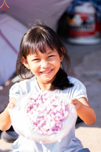 ภาพ No.196184:พิธีต้อนรับพระธรรมยาตรา ณ อนุสรณ์สถานลำดับที่ 4 สถานที่เกิดด้วยกายธรรม วัดโบสถ์(บน) ต.บางคูเวียง จ.นนทบุรี ในโครงการธรรมยาตรา กตัญญูบูชา มหาปูชนียาจารย์ พระมงคลเทพมุนี(สด จนฺทสโร) พระผู้ปราบมาร อนุสรณ์สถาน 7 แห่ง ปีที่ 13 วันที่ 15 มกราคม พ.ศ. 2568