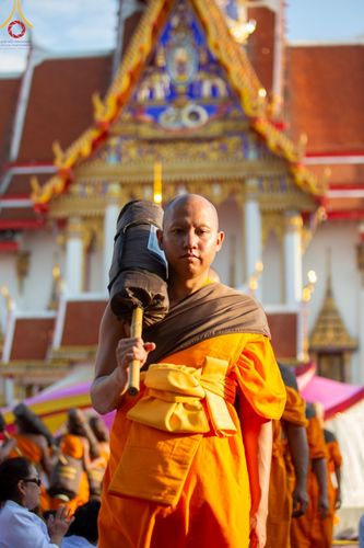 ภาพ No.196233:พิธีต้อนรับพระธรรมยาตรา ณ อนุสรณ์สถานลำดับที่ 4 สถานที่เกิดด้วยกายธรรม วัดโบสถ์(บน) ต.บางคูเวียง จ.นนทบุรี ในโครงการธรรมยาตรา กตัญญูบูชา มหาปูชนียาจารย์ พระมงคลเทพมุนี(สด จนฺทสโร) พระผู้ปราบมาร อนุสรณ์สถาน 7 แห่ง ปีที่ 13 วันที่ 15 มกราคม พ.ศ. 2568