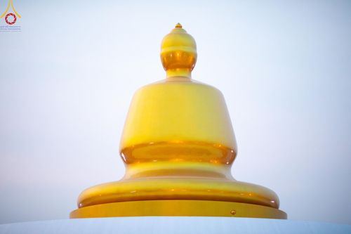 ภาพ No.200648:พิธีจุดประทีปถวายเป็นพุทธบูชา และบูชาธรรมมหาปูชนียาจารย์ ณ อนุสรณ์สถานบางปลา วัดบางปลา อำเภอบางเลน จังหวัดนครปฐม ในโครงการธรรมยาตรา กตัญญูบูชา มหาปูชนียาจารย์ พระมงคลเทพมุนี(สด จนฺทสโร) พระผู้ปราบมาร อนุสรณ์สถาน 7 แห่ง ปีที่ 13 วันที่ 23 มกราคม พ.ศ. 2568