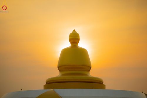 ภาพ No.200649:พิธีจุดประทีปถวายเป็นพุทธบูชา และบูชาธรรมมหาปูชนียาจารย์ ณ อนุสรณ์สถานบางปลา วัดบางปลา อำเภอบางเลน จังหวัดนครปฐม ในโครงการธรรมยาตรา กตัญญูบูชา มหาปูชนียาจารย์ พระมงคลเทพมุนี(สด จนฺทสโร) พระผู้ปราบมาร อนุสรณ์สถาน 7 แห่ง ปีที่ 13 วันที่ 23 มกราคม พ.ศ. 2568