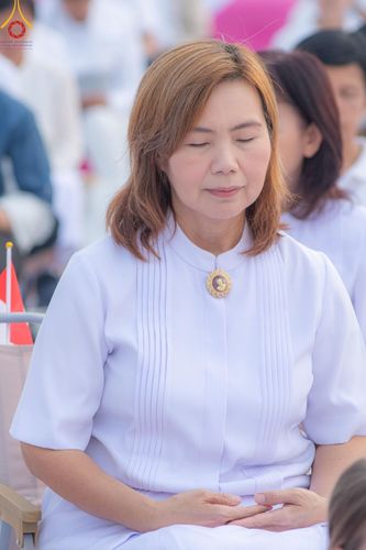 ภาพ No.200667:พิธีจุดประทีปถวายเป็นพุทธบูชา และบูชาธรรมมหาปูชนียาจารย์ ณ อนุสรณ์สถานบางปลา วัดบางปลา อำเภอบางเลน จังหวัดนครปฐม ในโครงการธรรมยาตรา กตัญญูบูชา มหาปูชนียาจารย์ พระมงคลเทพมุนี(สด จนฺทสโร) พระผู้ปราบมาร อนุสรณ์สถาน 7 แห่ง ปีที่ 13 วันที่ 23 มกราคม พ.ศ. 2568