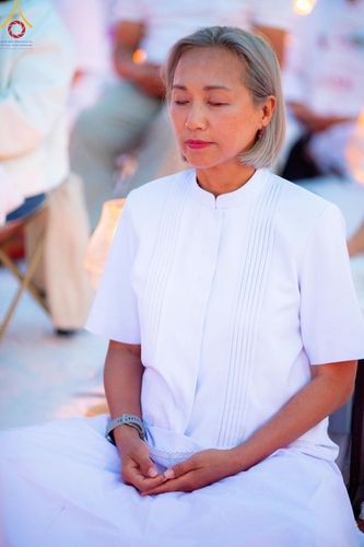 ภาพ No.200730:พิธีจุดประทีปถวายเป็นพุทธบูชา และบูชาธรรมมหาปูชนียาจารย์ ณ อนุสรณ์สถานบางปลา วัดบางปลา อำเภอบางเลน จังหวัดนครปฐม ในโครงการธรรมยาตรา กตัญญูบูชา มหาปูชนียาจารย์ พระมงคลเทพมุนี(สด จนฺทสโร) พระผู้ปราบมาร อนุสรณ์สถาน 7 แห่ง ปีที่ 13 วันที่ 23 มกราคม พ.ศ. 2568