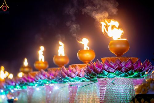 ภาพ No.200766:พิธีจุดประทีปถวายเป็นพุทธบูชา และบูชาธรรมมหาปูชนียาจารย์ ณ อนุสรณ์สถานบางปลา วัดบางปลา อำเภอบางเลน จังหวัดนครปฐม ในโครงการธรรมยาตรา กตัญญูบูชา มหาปูชนียาจารย์ พระมงคลเทพมุนี(สด จนฺทสโร) พระผู้ปราบมาร อนุสรณ์สถาน 7 แห่ง ปีที่ 13 วันที่ 23 มกราคม พ.ศ. 2568