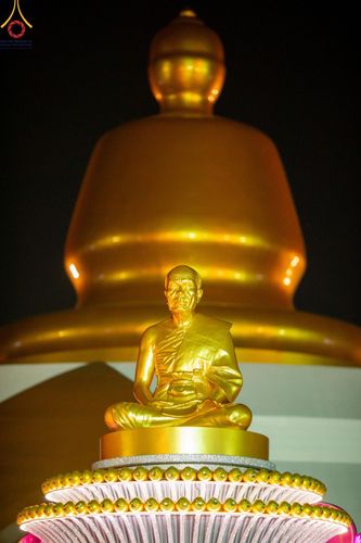 ภาพ No.200776:พิธีจุดประทีปถวายเป็นพุทธบูชา และบูชาธรรมมหาปูชนียาจารย์ ณ อนุสรณ์สถานบางปลา วัดบางปลา อำเภอบางเลน จังหวัดนครปฐม ในโครงการธรรมยาตรา กตัญญูบูชา มหาปูชนียาจารย์ พระมงคลเทพมุนี(สด จนฺทสโร) พระผู้ปราบมาร อนุสรณ์สถาน 7 แห่ง ปีที่ 13 วันที่ 23 มกราคม พ.ศ. 2568