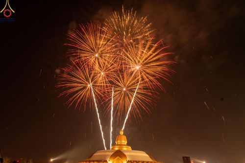 ภาพ No.200817:พิธีจุดประทีปถวายเป็นพุทธบูชา และบูชาธรรมมหาปูชนียาจารย์ ณ อนุสรณ์สถานบางปลา วัดบางปลา อำเภอบางเลน จังหวัดนครปฐม ในโครงการธรรมยาตรา กตัญญูบูชา มหาปูชนียาจารย์ พระมงคลเทพมุนี(สด จนฺทสโร) พระผู้ปราบมาร อนุสรณ์สถาน 7 แห่ง ปีที่ 13 วันที่ 23 มกราคม พ.ศ. 2568
