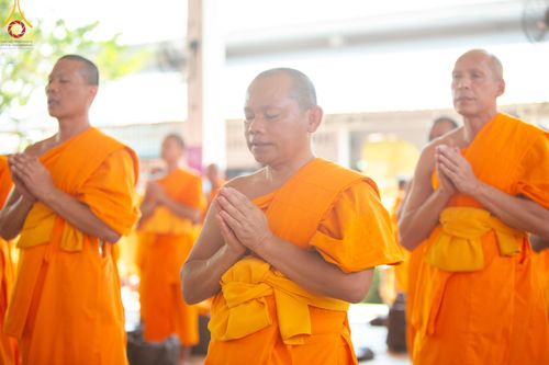 ภาพ No.202379:พิธีต้อนรับพระธรรมยาตรา ณ อนุสรณ์สถานลำดับที่ 7 สถานที่ขยายวิชชาธรรมกาย วัดพระธรรมกาย ต.คลองสาม อ.คลองหลวง จ.ปทุมธานี ในโครงการธรรมยาตรา กตัญญูบูชา มหาปูชนียาจารย์ พระมงคลเทพมุนี(สด จนฺทสโร) พระผู้ปราบมาร อนุสรณ์สถาน 7 แห่ง ปีที่ 13 วันที่ 26 มกราคม 2568