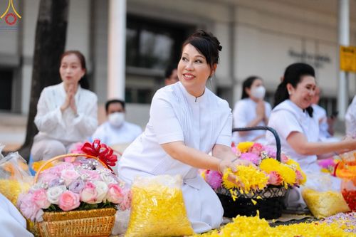 ภาพ No.202490:พิธีต้อนรับพระธรรมยาตรา ณ อนุสรณ์สถานลำดับที่ 7 สถานที่ขยายวิชชาธรรมกาย วัดพระธรรมกาย ต.คลองสาม อ.คลองหลวง จ.ปทุมธานี ในโครงการธรรมยาตรา กตัญญูบูชา มหาปูชนียาจารย์ พระมงคลเทพมุนี(สด จนฺทสโร) พระผู้ปราบมาร อนุสรณ์สถาน 7 แห่ง ปีที่ 13 วันที่ 26 มกราคม 2568