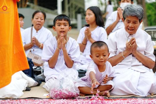 ภาพ No.202500:พิธีต้อนรับพระธรรมยาตรา ณ อนุสรณ์สถานลำดับที่ 7 สถานที่ขยายวิชชาธรรมกาย วัดพระธรรมกาย ต.คลองสาม อ.คลองหลวง จ.ปทุมธานี ในโครงการธรรมยาตรา กตัญญูบูชา มหาปูชนียาจารย์ พระมงคลเทพมุนี(สด จนฺทสโร) พระผู้ปราบมาร อนุสรณ์สถาน 7 แห่ง ปีที่ 13 วันที่ 26 มกราคม 2568